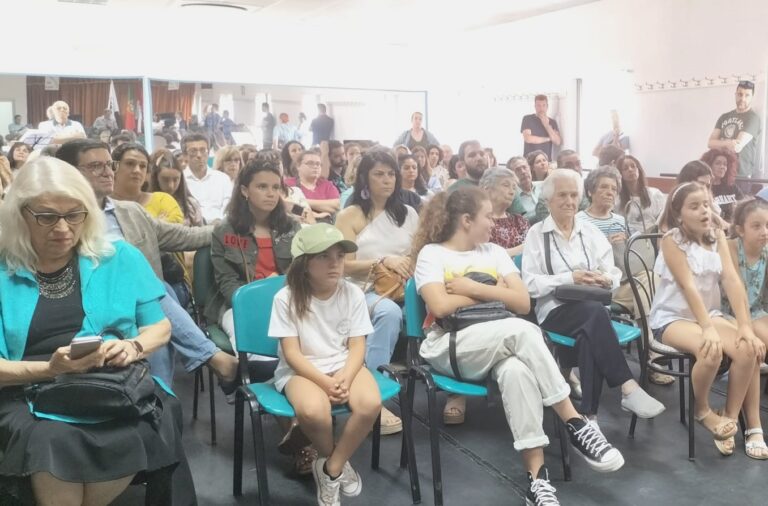 A iniciativa que decorreu no passado dia 3 de junho na Comissão Unitária de Reformados Pensionistas e Idosos encheu praticamente toda a sala