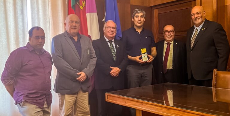 Rotary Clube de Santarém recebido na Câmara do Cartaxo