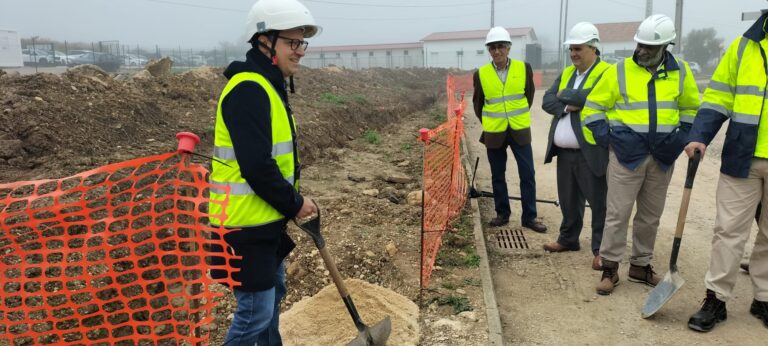 Arrancou a Obra da Fábrica de Água de Arruda dos Vinhos