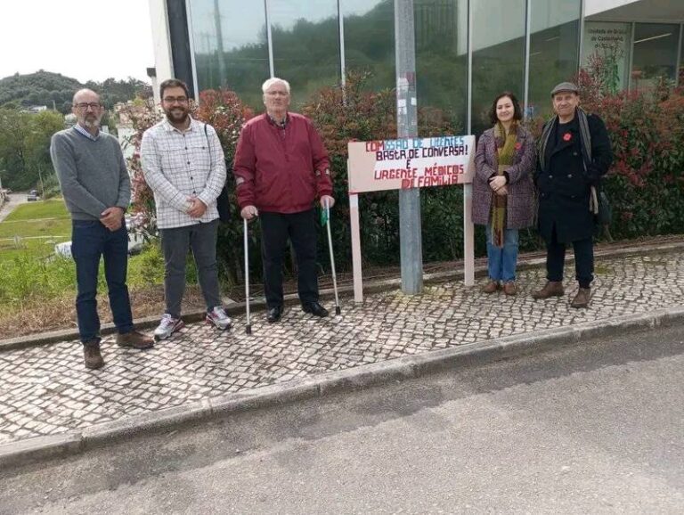 Livre aceitou convite da comissão de utentes da Castanheira para conhecer os problemas desta freguesia do concelho de Vila Franca