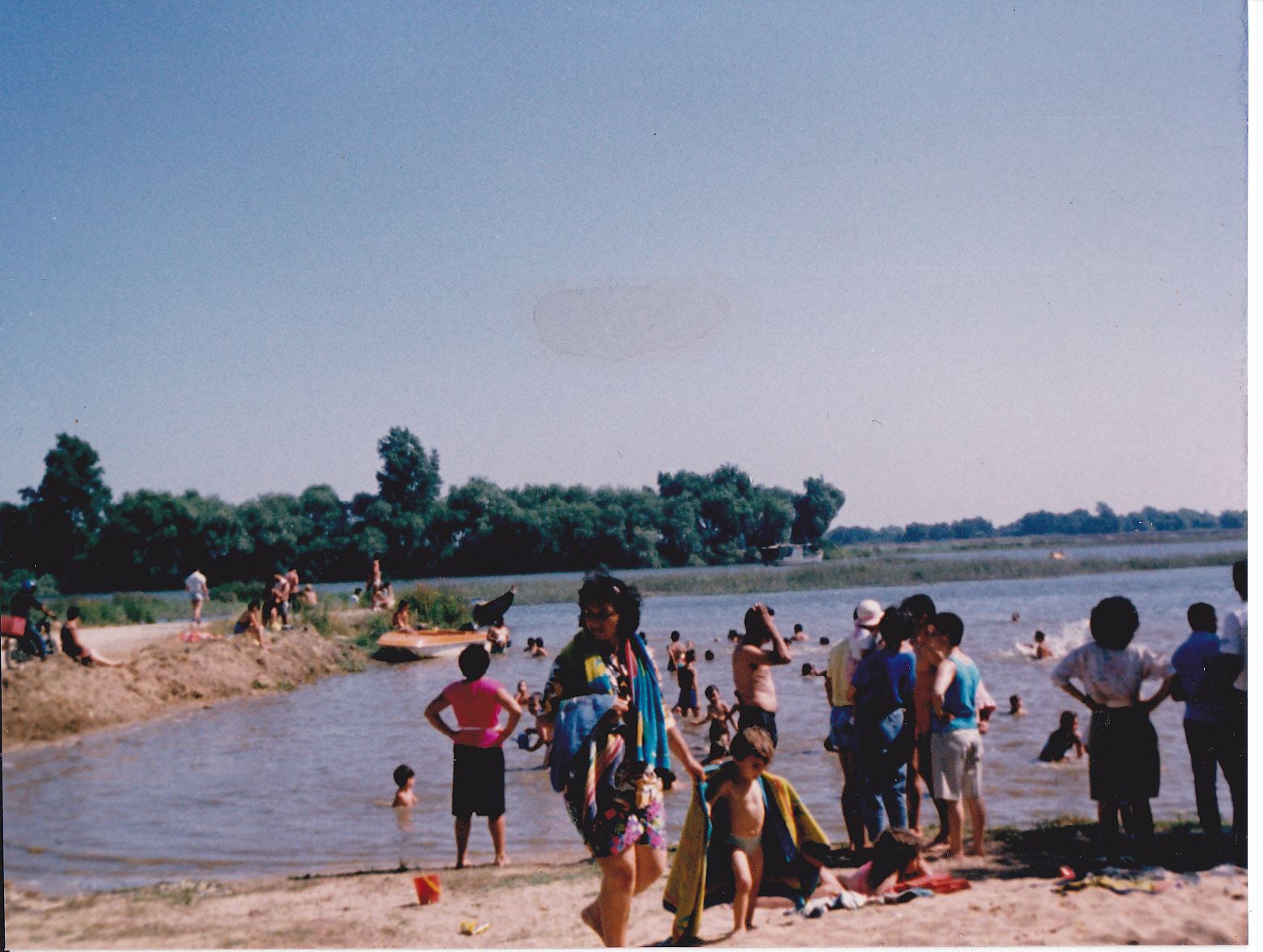 Praia da Casa Branca quando era frequentada pela população