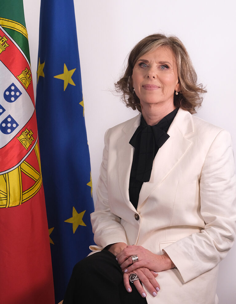 Secretária de Estado da Mobilidade impressionada com os números da imigração no Carregado