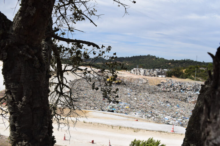Faltam receber sete mil toneladas no aterro de Azambuja