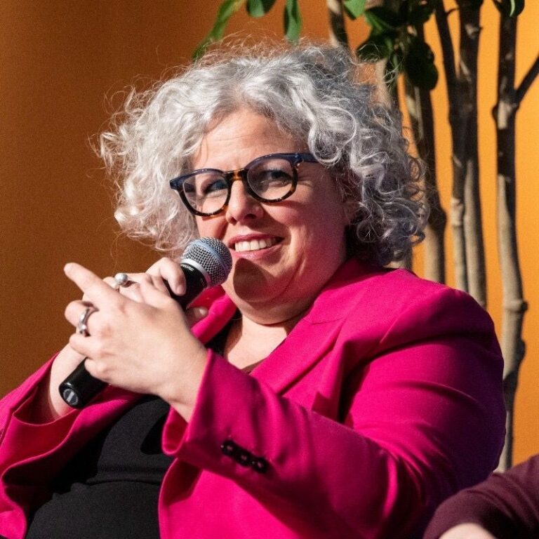 Rana Adib sobre a agenda das renováveis no mundo