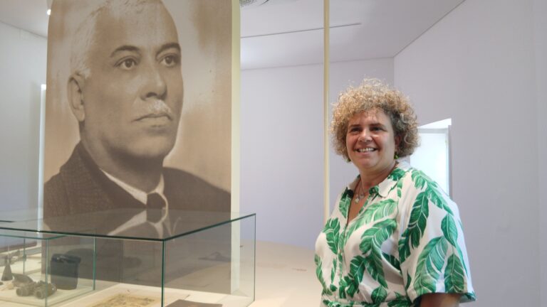 Cláudia Luís em visita guiada ao novo espaço de cultura do município