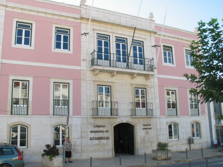 A disputa pela autarquia está a gerar polémicas. PSD acusa PS da utilização de estruturas. PS nega