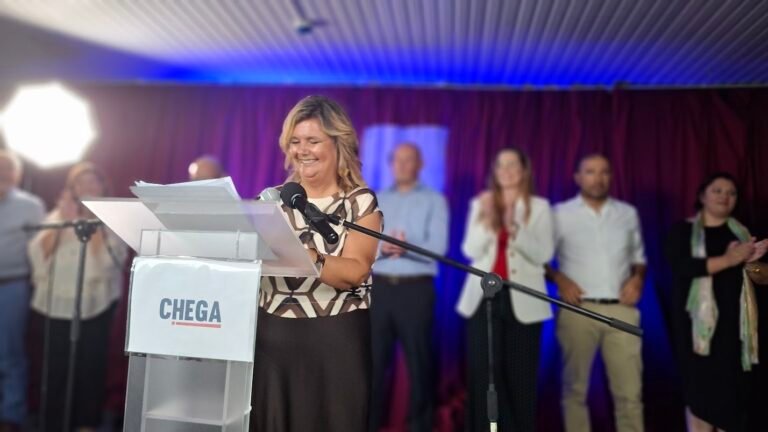 Inês Louro apresenta candidatura à Câmara de Azambuja com forte crítica ao PS e propostas de mudança
