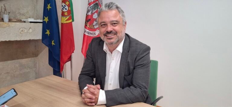 Carlos Alves quer resolver o problema de falta de mais uma farmácia no concelho