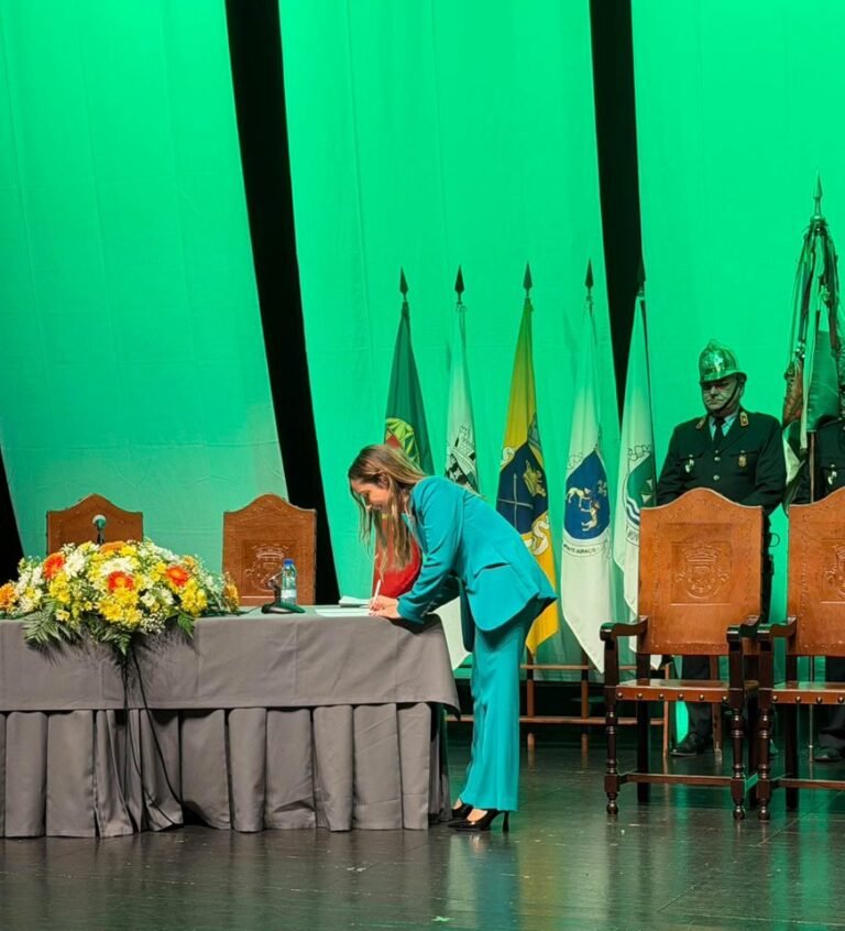 Raquel Lourenço assume presidência e inaugura novo ciclo político em Sobral de Monte Agraço