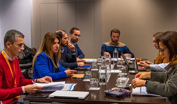 Reunião de trabalho entre a Câmara Municipal de Benavente e representantes do Governo para avaliar o ponto de situação dos projetos de habitação financiados pelo PRR no concelho.