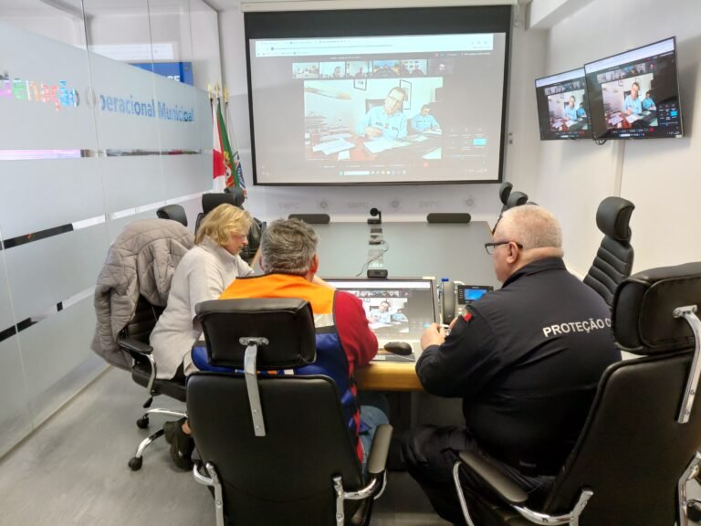 Proteção Civil de Vila Franca de Xira alerta para perigo de cheia e apela à máxima precaução