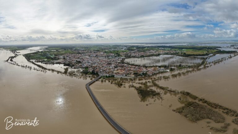 Cenário de cheias no concelho de Benavente