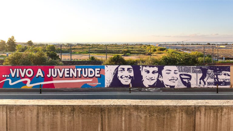 Mural da autoria de João Pereira
