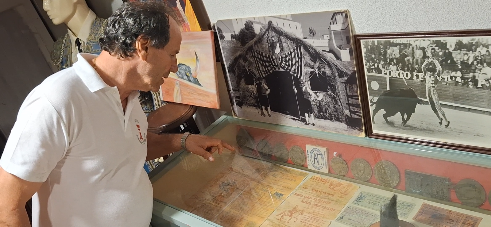 Responsável da tertúlia dá a conhecer o seu património