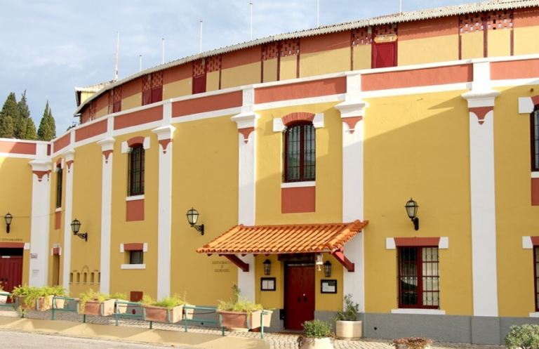 Praça de Toiros Palha Blanco celebra 125 anos com corrida de gala na Feira de Outubro
