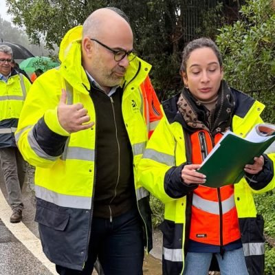 A presidente da Câmara, Raquel Lourenço com o ministro Miguel Pinto Luz que visitou o concelho