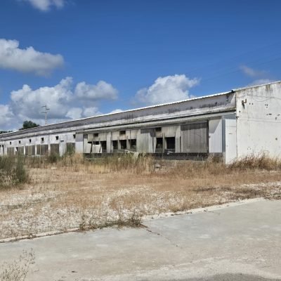 Antigas instalações na Coutada Velha