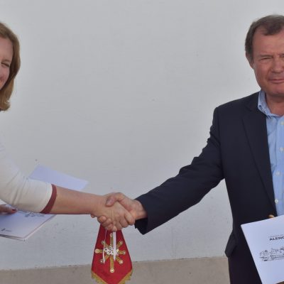 Municípios de Alenquer e de Vila do Porto assinam protocolo de geminação no âmbito do Culto do Divino Espírito Santo
