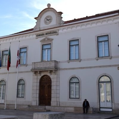 Câmara de Vila Franca saúda protocolo que garante consultas a população vulnerável