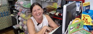 Elvira Monteiro, uma das comerciantes mais simpáticas da localidade