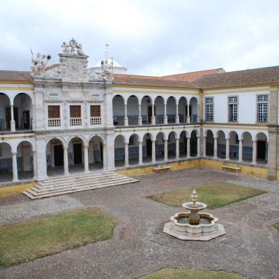 Lara Guedes de Pinho, professora do Departamento de Enfermagem da Universidade de Évora e investigadora do CHRC levou a cabo este estudo