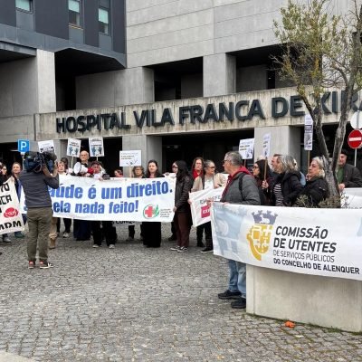 Autarcas e movimentos de utentes protestam contra fecho da urgência obstétrica