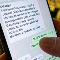 Os burlões pediam somas de dinheiro alegando serem os filhos das vítimas