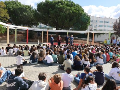 Escola Básica de Azambuja regressa à normalidade após ataque a seis crianças